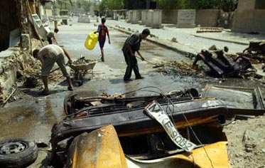 التفجيرات التي وقعت في بغداد نفذت بسيارات مفخخة (الفرنسية-أرشيف)